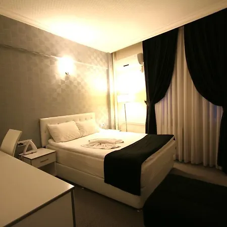 Hotel Demasus