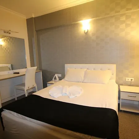 Demasus Отель Деницли